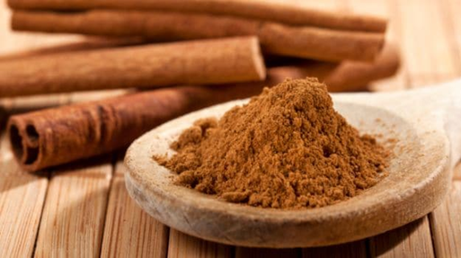 Cinnamon magically reduces acne and fine lines 
